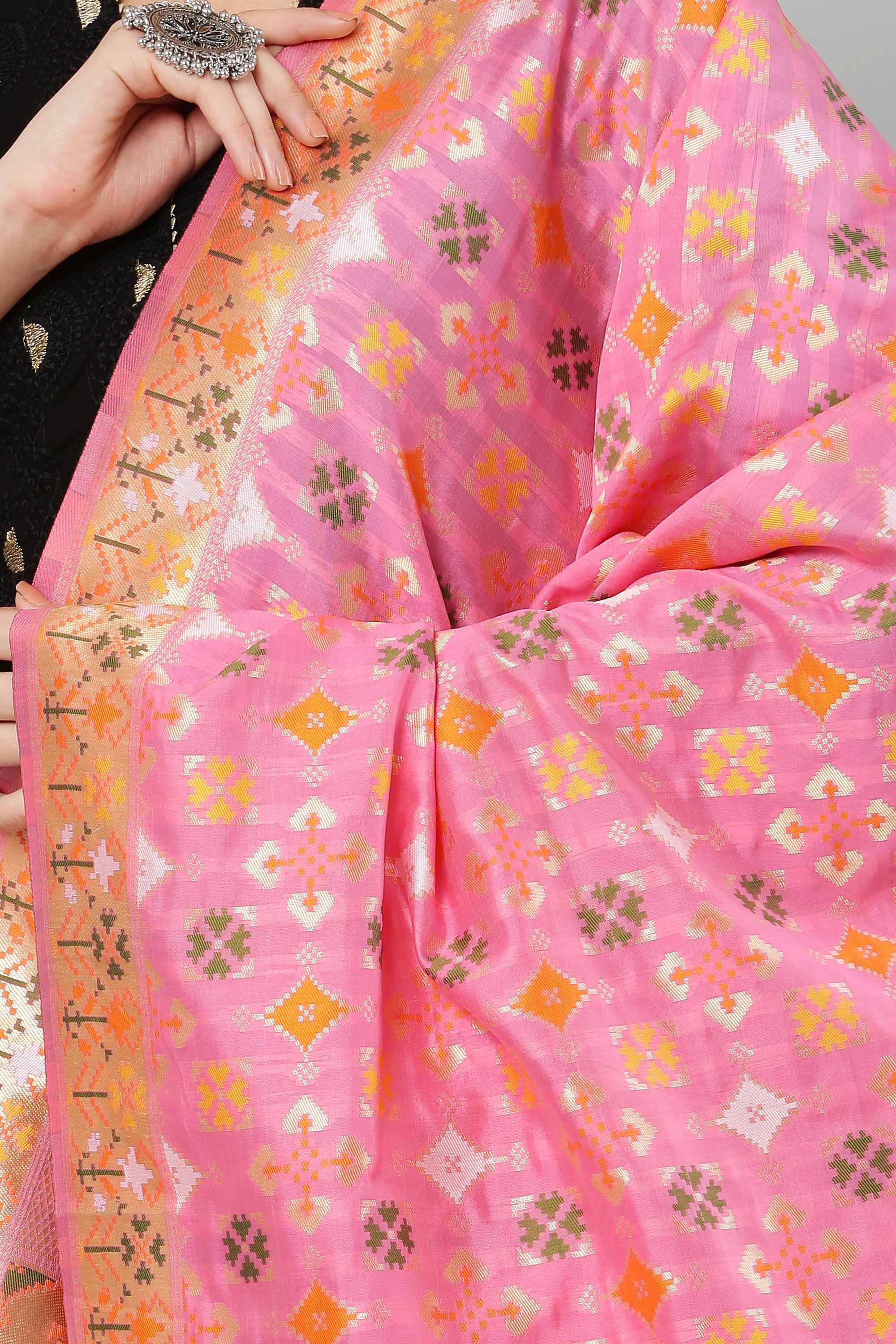 Dupatta-Banarasi Paithani Pattern - Pink