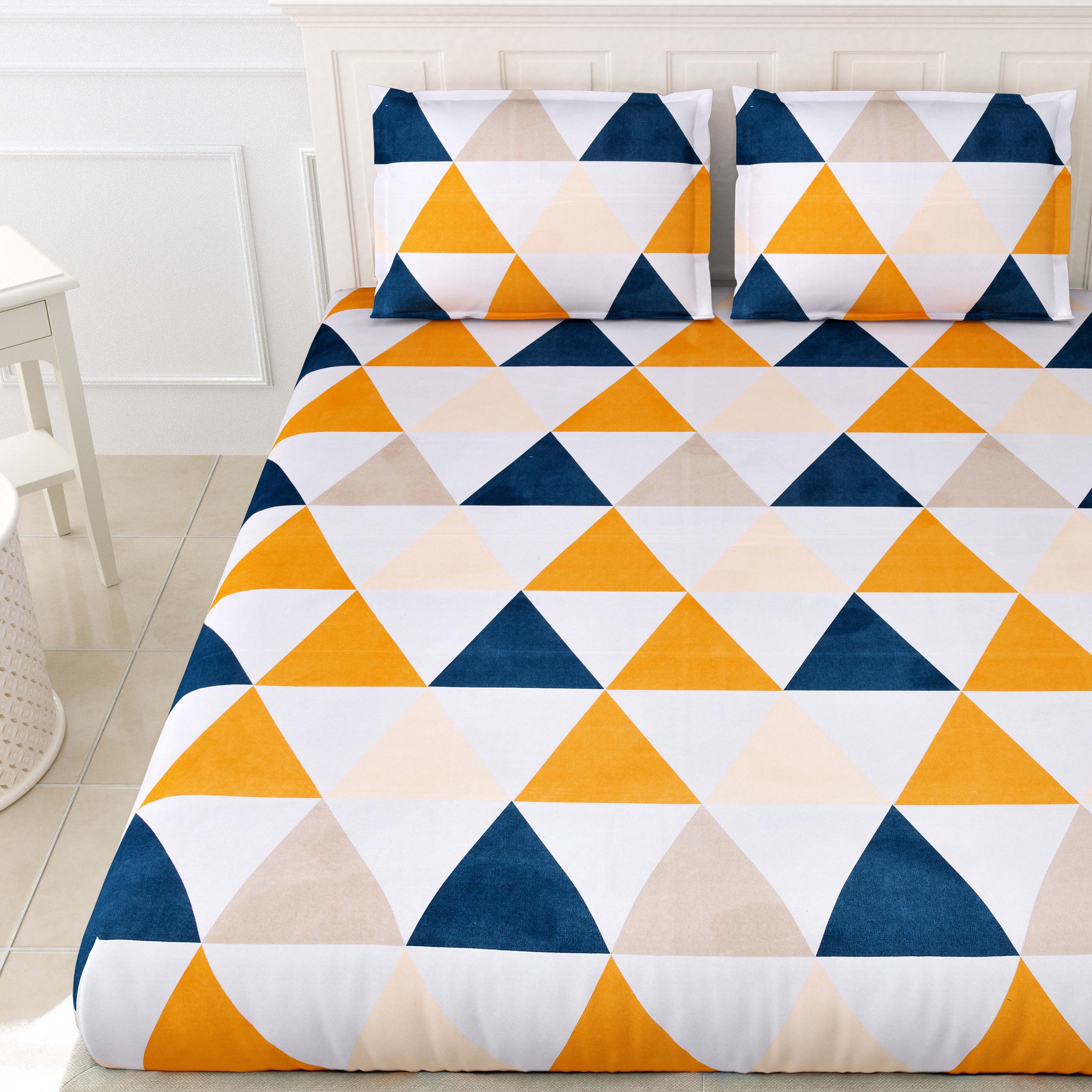 Printed Bedsheet- Double Bed -Triangles
